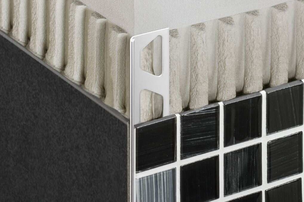 Remate para cantos exteriores de paredes com revestimentos cerâmicos ou superfícies de argamassa e reboco - Schlüter-FINEC-E