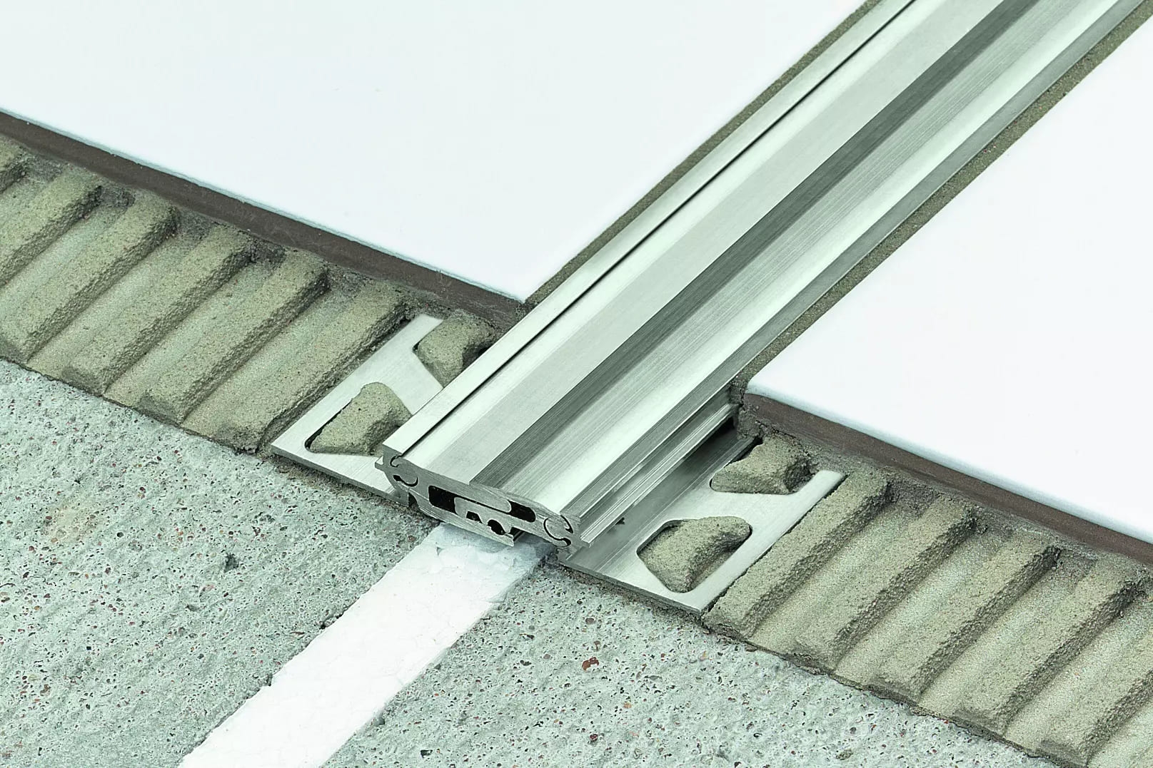 Perfil de juntas estruturais em alumínio Schlüter-DILEX-BT